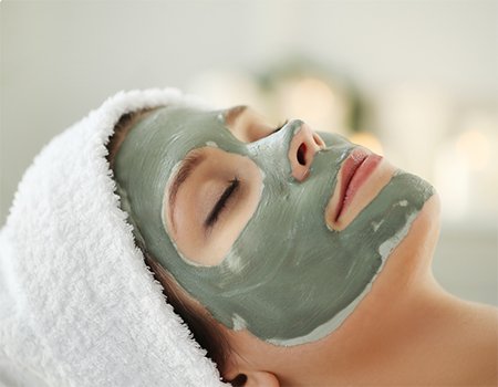 Vee's Beauty Lab Treatment
